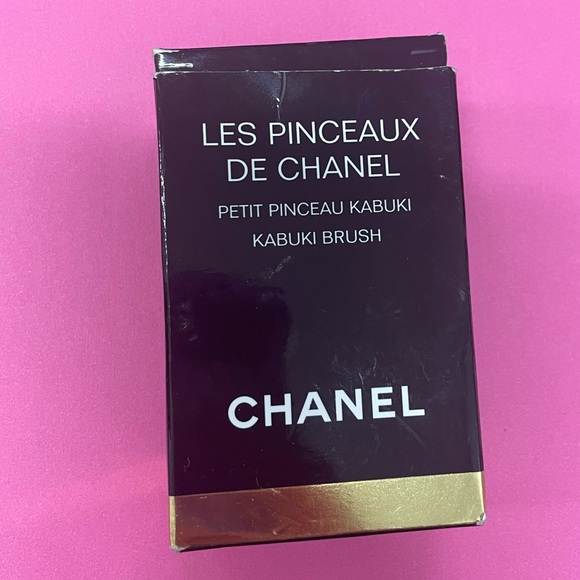 Chanel Kabuki Brush from Nordstrom Makeup Brush - Picture 8 of 10